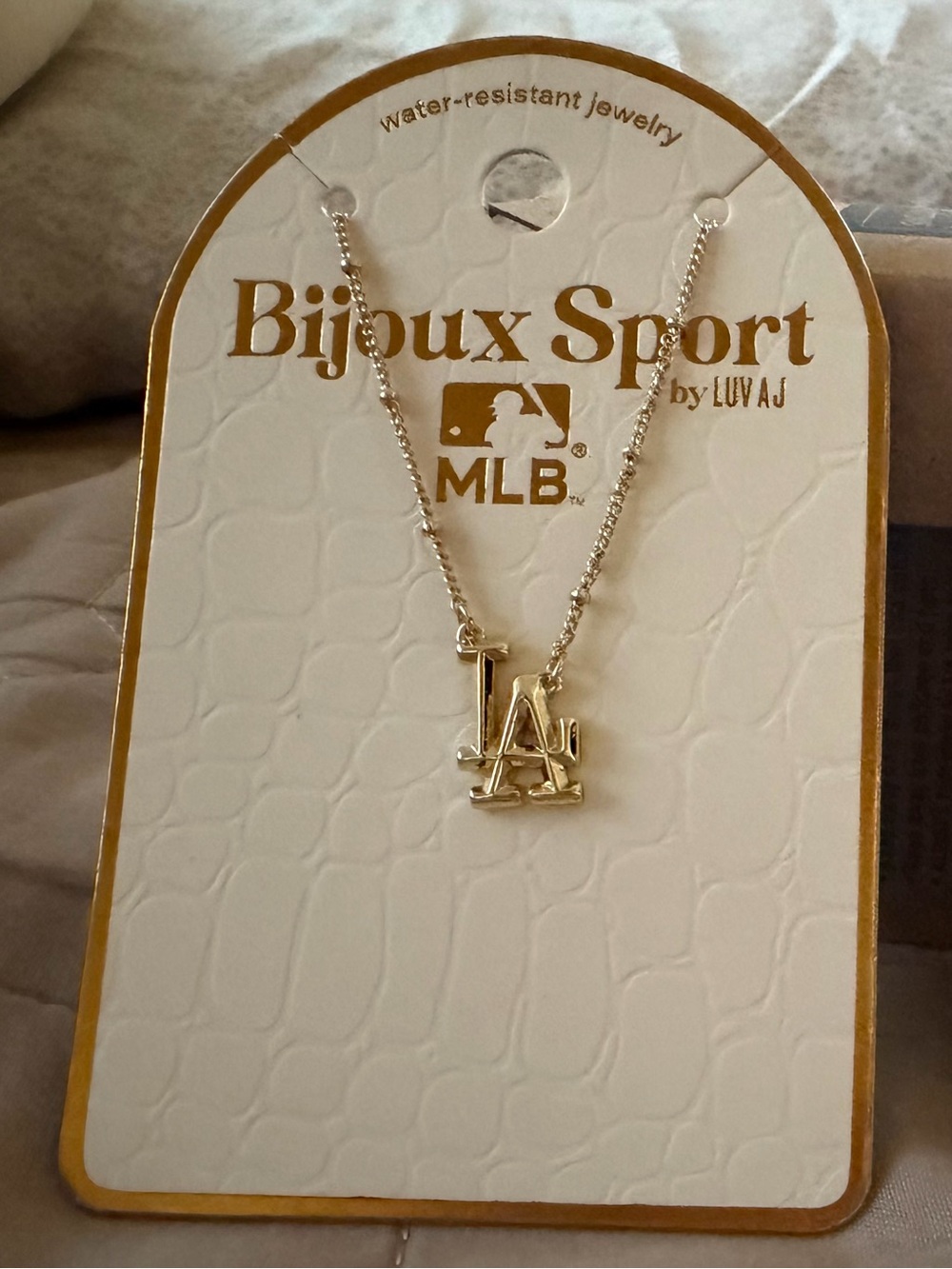 Matching LA Necklace and Earrings Set (NWT)